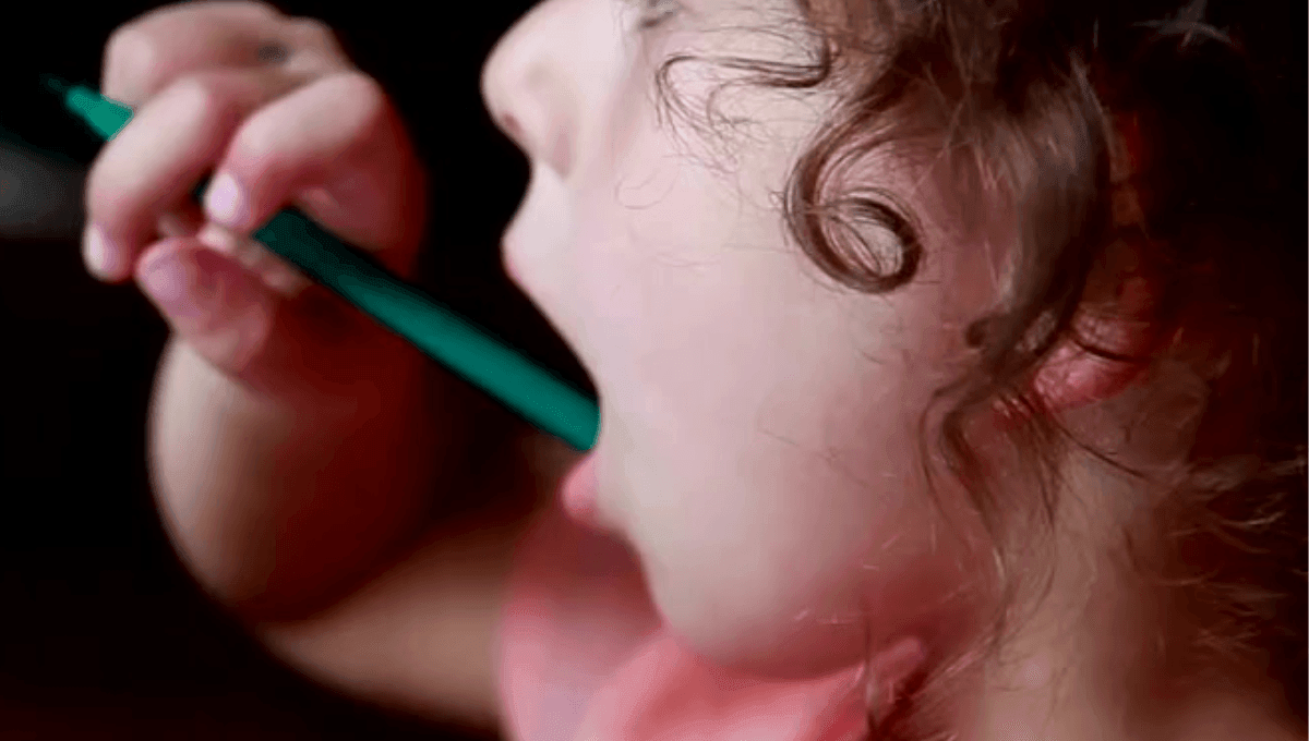 Breaking the Habit: Why Chewing on Your Pens and Pencils is a No-Go - LEFT-HANDESIGN®