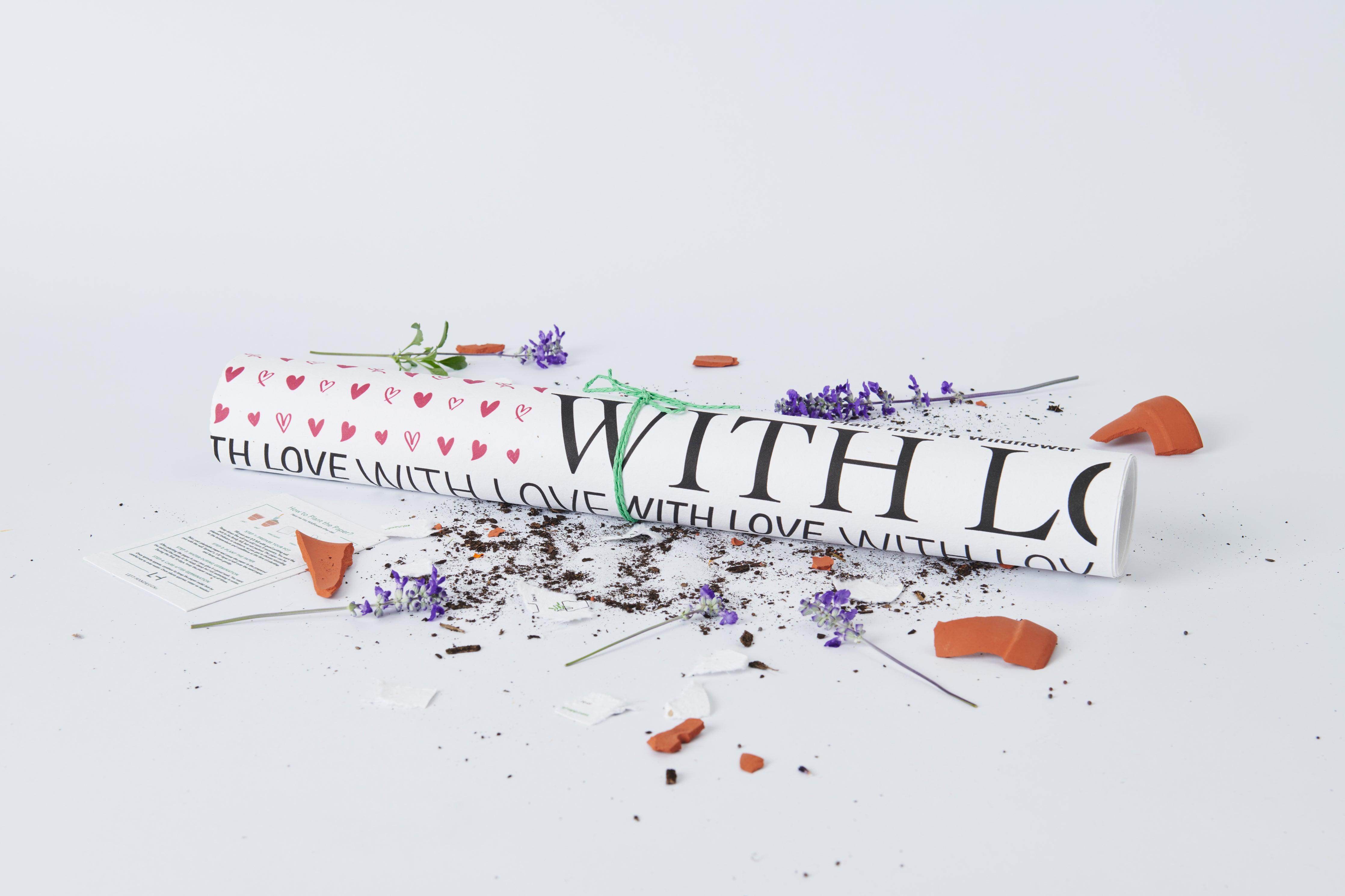 BĪJ Gift Wrap - With Love - LEFT-HANDESIGN®