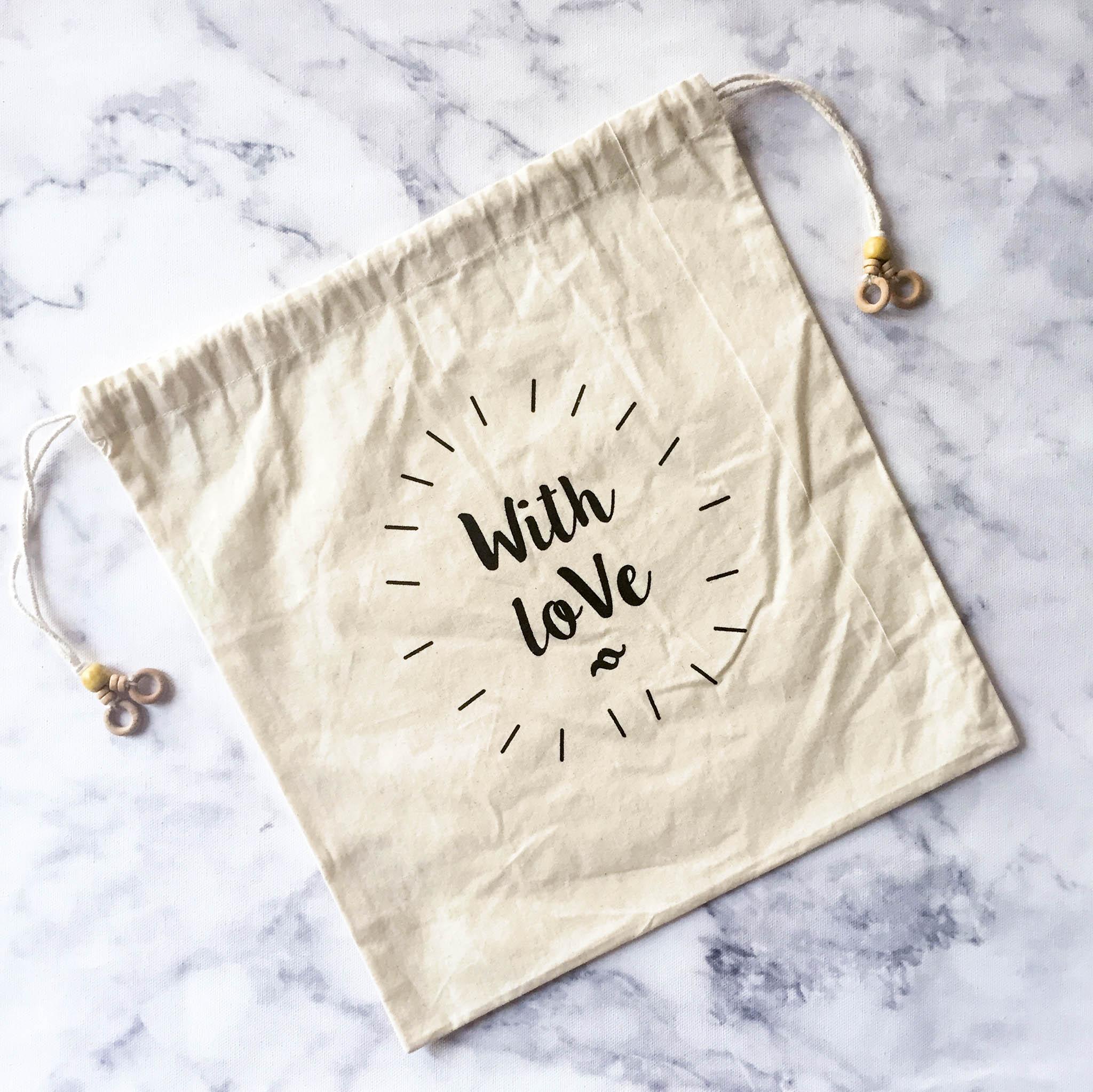 WITH LOVE GIFT BAG - left-handesign